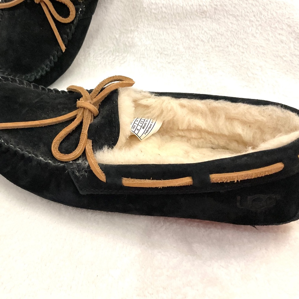 BLACK UGG DAKOTA SUEDE SLIPPER LOAFERS SLIP ON MOCCASIN SHOES SZ 6 - Picture 12 of 12